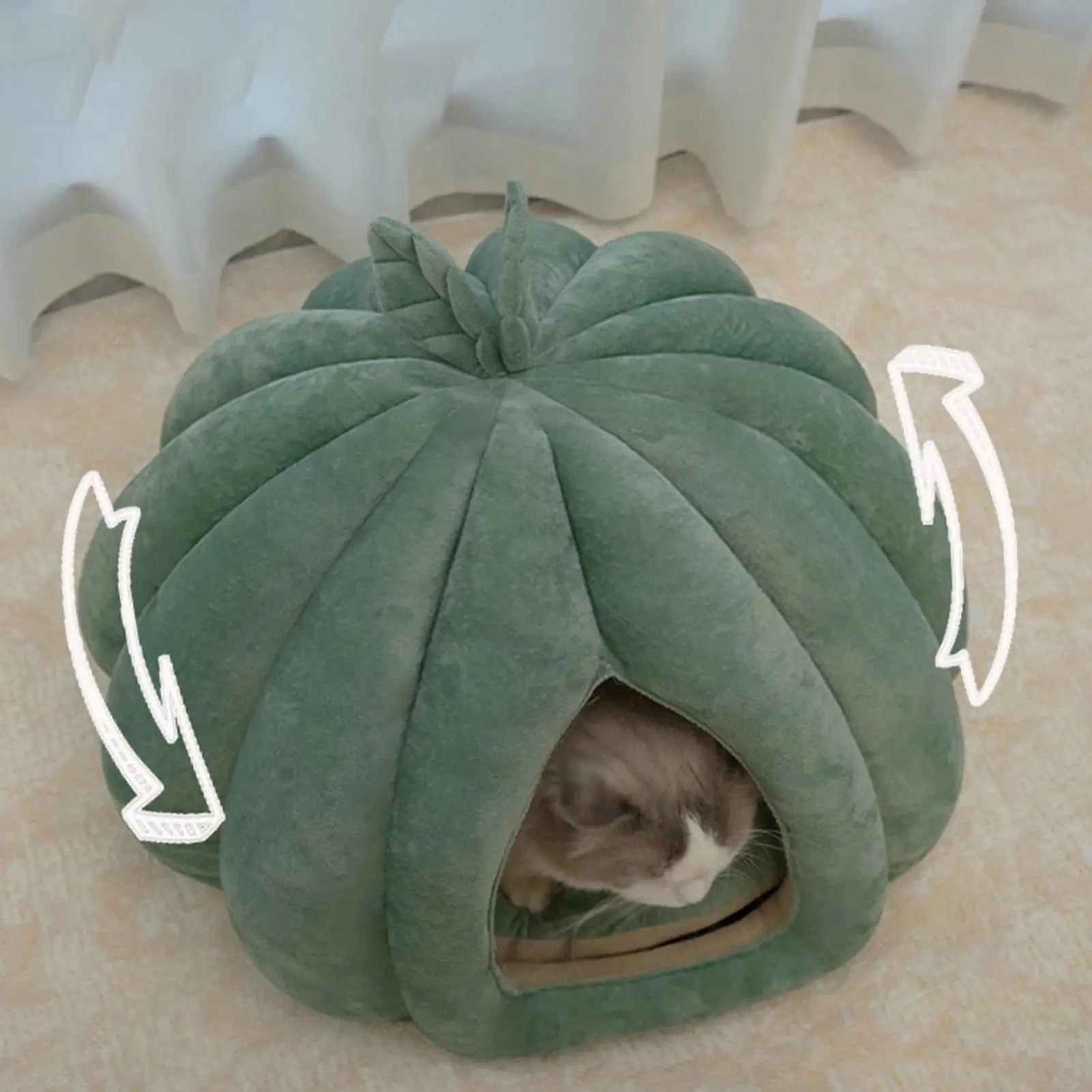 Halloween Thickened Pet Bed Enclosed Cat Nest Warm Cat Bed Pumpkin Shape Pet Sleeping House For Cats Washable Cat Sleeping Bed